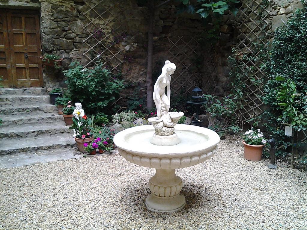 B&B Tour De Saint Anne Azille 외부 사진